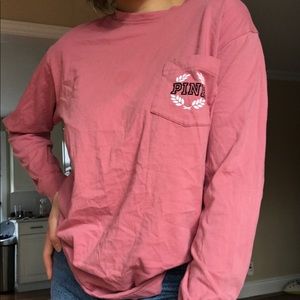 2/$20🦋 PINK BRAND LONGSLEEVE